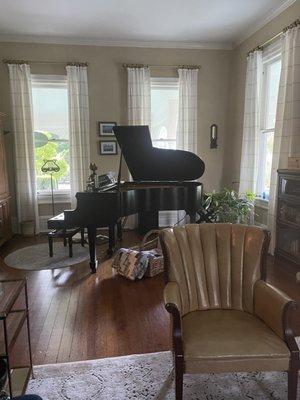 Grand piano