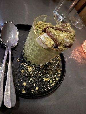 Pistachio dessert -magical