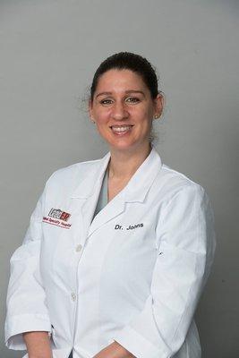 Jacklyn Johns, DVM, Practice Limited to Emergency & Critical Care