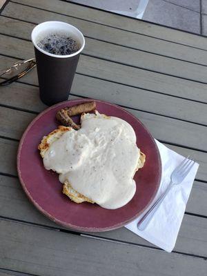 biscuits and gravy plus links