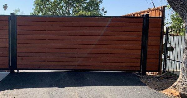 Horizontal Gate with Steel Framing