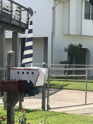 Sailboat mailbox.