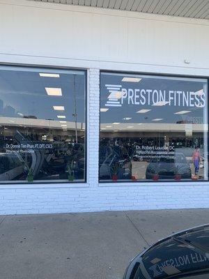 LGM Physical Therapy is located inside Preston Fitness.