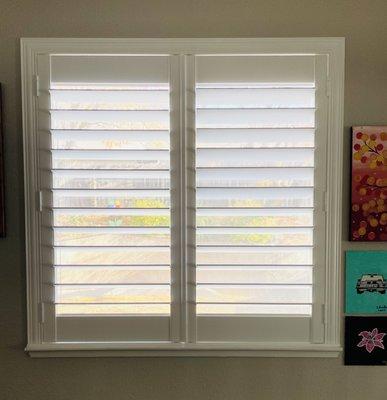 Shutter in kitchen nook