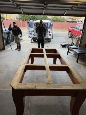 Peter setting up the base of the table! All custom !