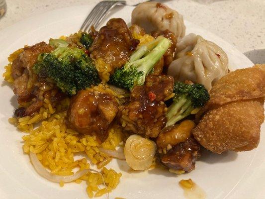 General Tao's Chicken, steamed dumplings and veggie egg roll.