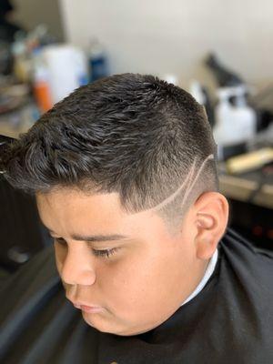 Mid fade w/ design