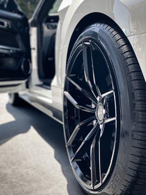 Close up photos of a step 3 detail done on a 2016 Ford Mustang California Edition.