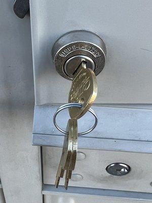 Mailbox Lock Service