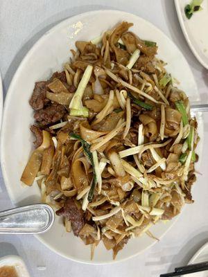 Beef chow fun