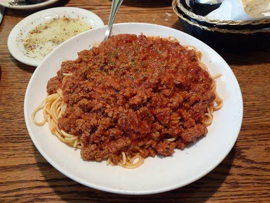 Pasquale's spaghetti dinner with meat sauce