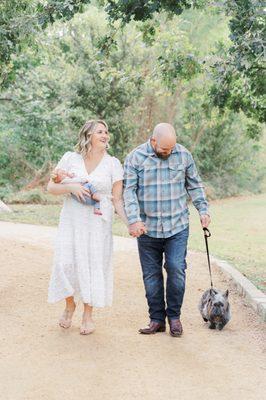 Outdoor Newborn Photo Session at Katherine Fleischer Park - Mom, Dad, Baby and Pet