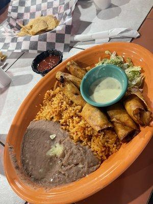 Lunch taquitos made with chicken.