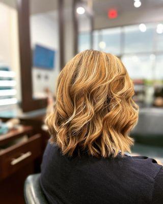 Basic babe blowout with Beach waves 
 
 $50 blowout which includes wash blowdry and style