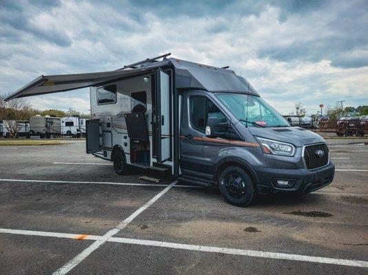 MOIX RV Supercenter