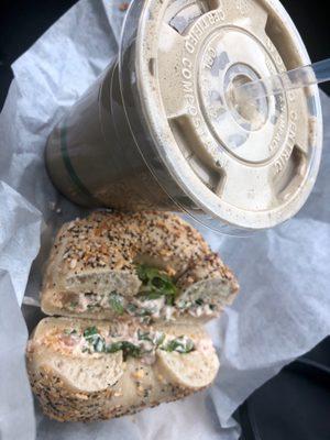 Friday Must have! Kimchi Bagel and Hojicha Dream