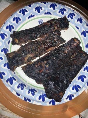 These are the same scorched ribs I just flipped them over.