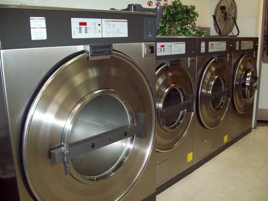 MASSIVE WASHERS