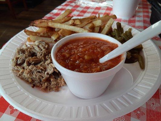 Brunswick stew and pulled pork platter