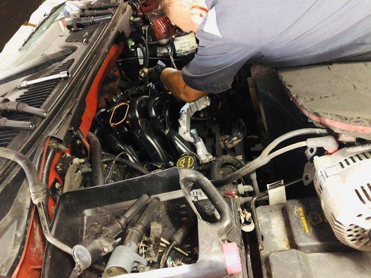 Intake manifold install on 2004 F-150