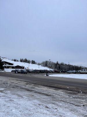 Base parking and view of slopes