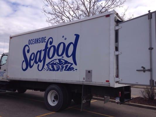 Seafood truck in A2