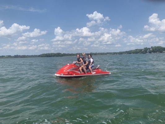 Twin Lakes Boat Rental