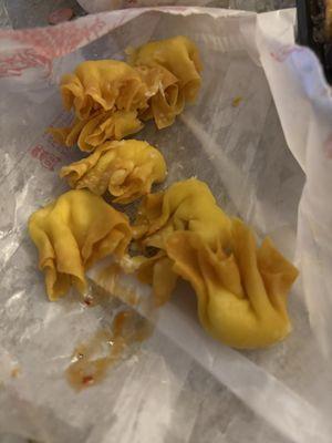 Cream cheese wontons