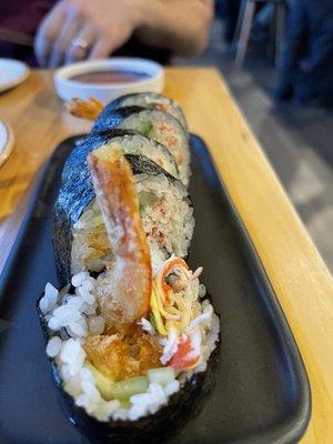 Shrimp tempura roll