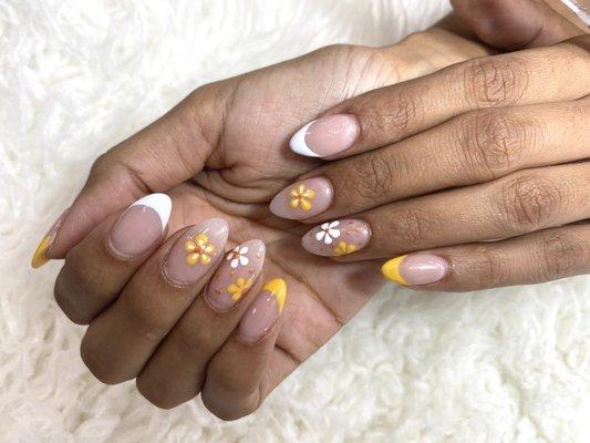 Nails 4 You Day Spa