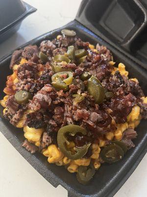 Brisket loaded Mac N Cheese