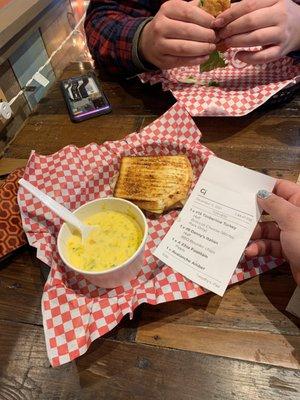 Half Turkey Panini and a small broccoli cheddar soup. They have a clean bathroom and indoor seating