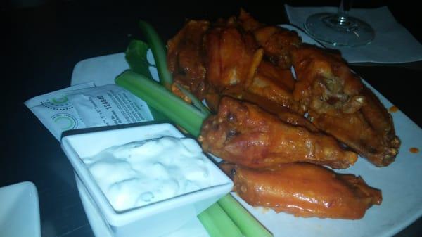 Buffalo wings good for wings.