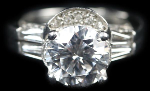 "Tacori" Platinum Ladies Engagement Ring & Band Set (GIA Certified): Center Diamond is a 2.50 ct Round Brilliant Dia.