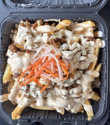 Frytopia bowl with pork and sauce