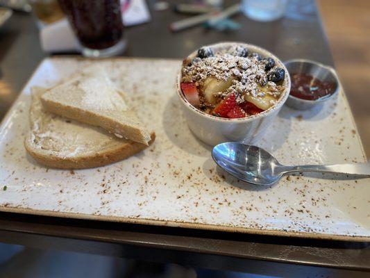 Kid's granola yogurt bowl