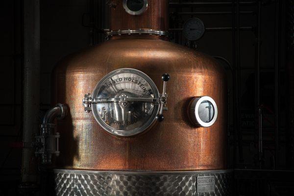 Copper pot still