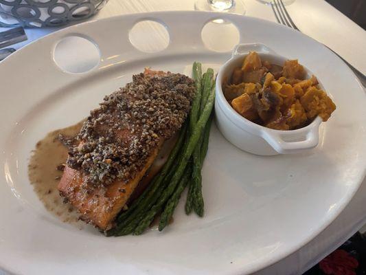 Pecan crusted salmon with asparagus and sweet potatoes