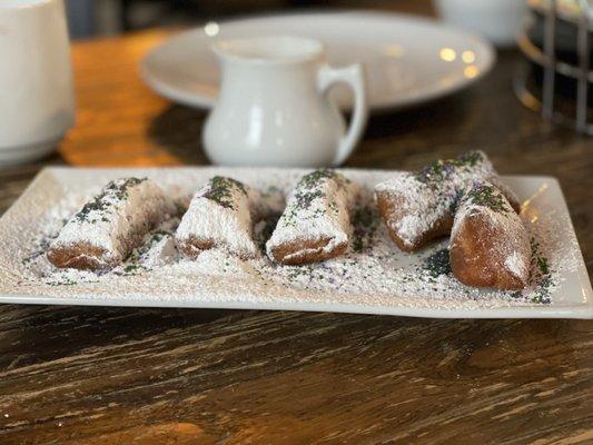 King cake beignet