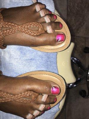 Quick pedicure with freestyle design