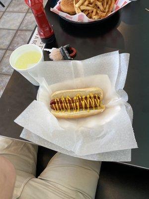 Hot dog with pretty mustard