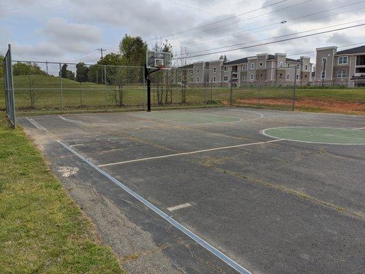 Harrisburg Road Park basketball court