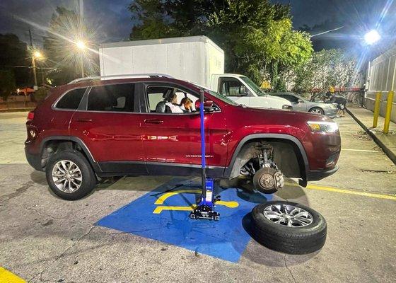 roadside assistance Fountain Hills Arizona