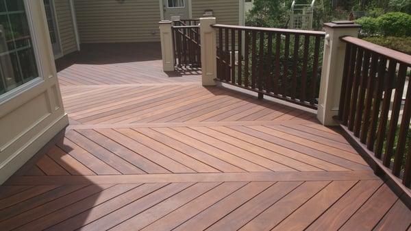 Newly refurbished deck and stain job..