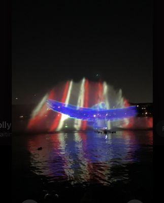 Water show at 7/4/22 Sparks & Stripes event.