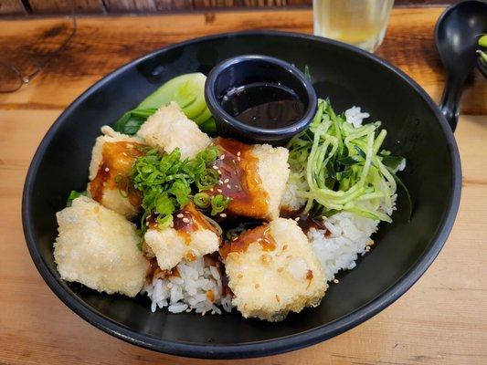 Veggie rice bowl (vegetarian)