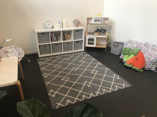 barre3 Portland - Southeast Studio Play Lounge (for kiddos 6 weeks +)