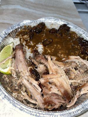 Pernil, white rice, black beans