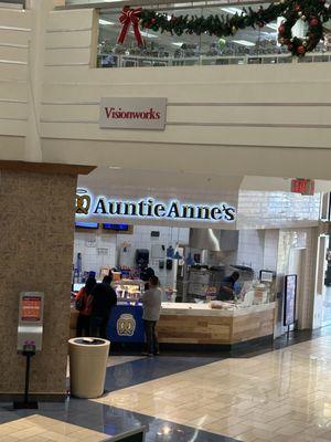 Auntie Anne's side