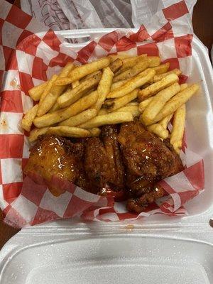 Hot chili wings and fries